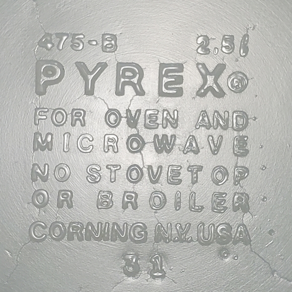 Vintage PYREX Homestead Pattern Casserole Dish | Blue and Tan 475-B 2.5 litres - Picture 16 of 16